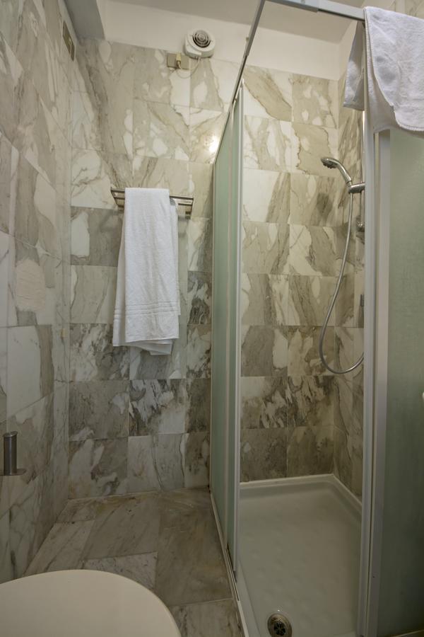 Olympic Kosher Holidays Hotel Sirmione Exterior photo