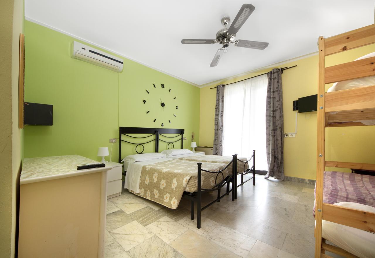 Olympic Kosher Holidays Hotel Sirmione Exterior photo